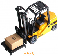 Погрузчик вилочный на пульте управления, MZ 2305